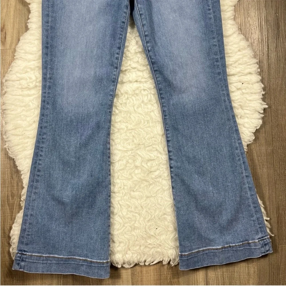 Veronica Beard Carson kick flare jeans